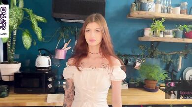 Her Christmas gift got a big cock in her tight pussy anal free creampie