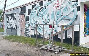 Urban sexxxploration, Mi Ha Doan
