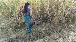 Komal was weeping in the field of people without recognition, then brought it to the house and fucked