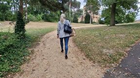 I keep losing my shoe in Potsdam_new HD mp4 1920x1080