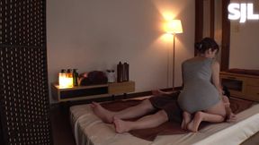 Luxury Men's Spa in a Condominium-style Setting - 1