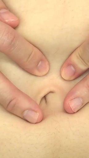 Yuki Makimura Makes You Stare While She Digs Deep in Her Navel