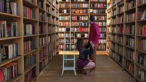 I Unexpectedly Give the Chemistry Teacher a Blowjob in the Library