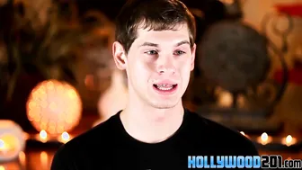 Kain Lanning and Mike King have outdoor anal with their twink friends