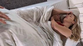 Aston & Crystal - Masturbation in bed