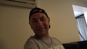 salope au cul poilu baise par viktor rom