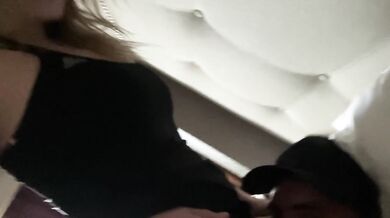 Party cum leaks on husbands face after cheating wife gets fucked