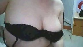 Light haired chubby web cam bitch was ready to show me her titties