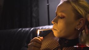 Anette smokes in fishnet FHD MP4