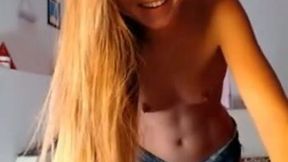 Slender and titless blonde chick in shorts teased herself on webcam