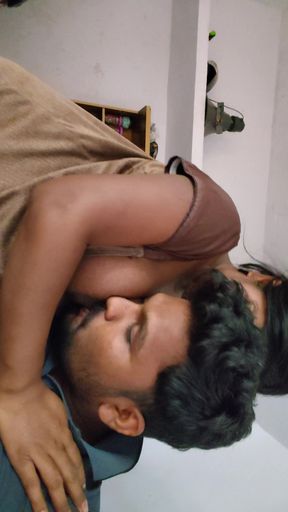 Desi Massage canter me dhire dhire bhabhi ke big beautiful boobs kiss kiye - desi bhabhi boobs suking tamil boy.   Clip 1