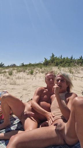 Nudist Beach Stripchat Sex Show Gigindave Shemale Girlfriend Public Encounter Mobile 4K 20250519 P5