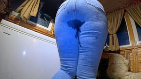 sorry about my boss – shiny jeans cameltoe, deep blowjob and wet squirt apology