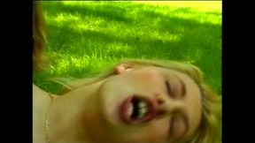 Doggy Fuck in the Park
