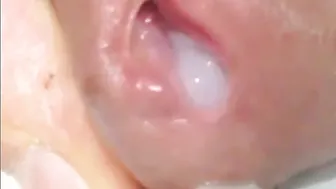 Asian amateur solo cock cumming on webcam