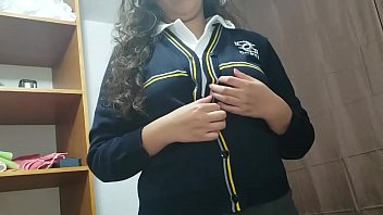 las estudiantes de hoy se cogen a sus maestros para pasar de a&ntilde_o