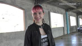 cute 18 years luna does her first porn casting