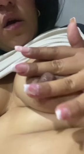 LATINA MASTURBATING HARD ORGASM VAGINA BRUNETTE