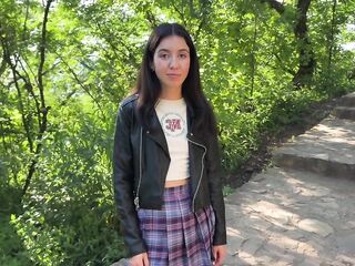 Eager Cumwalk in Public Park Full of People - Public Oral pleasure Flashing Upskirt