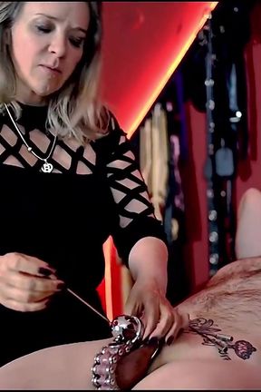 Empress Bella Sadic Loves to Penetrate All Her Slave Husband's Holes