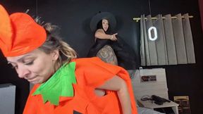 Farting in my pumpkin's mouth until it gets inflated By Bella Cruel and Melissa Ramos Cam Babi part 2