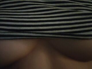 I know you want to see my tits