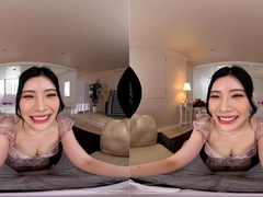 Rio Hamasaki lovely japanese model shows off her big boobs