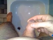 durch die Vorhaut pissen
