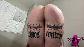 squirting redhead tattoo artist knows how to make a mess - kenzy kaye