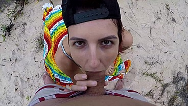 sexo na praia em publico