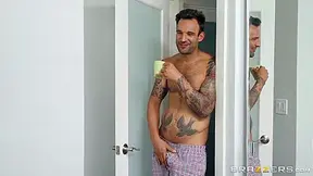 Alex Legend And Quinn Wilde In A Sexy Awakening