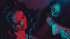 Foot Lesbian Orgy in Bed