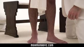 Boyz - Handsome priest leader takes cute bottom’s virginity