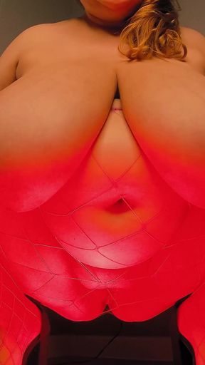 Chubby Goddess Sitting on Your Face