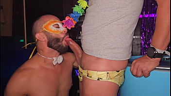 Suruba de Machos no Carnaval Brasileiro  Carnapika 2024 - Carnival Orgy in Brazil