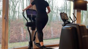 Fit girl gym workout deepfuck by trainer