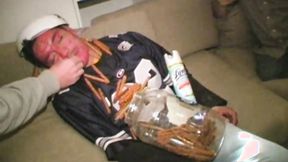 ”Spex tart pregnant sucks on dorm prick”