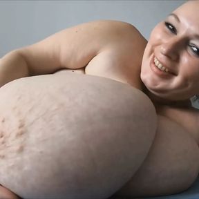 largest natural breasts in world