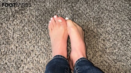 gina gerson feet!