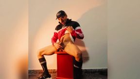 Hot Milk: Latin sportsman masturbation after workout / Hot Milk: Latin sportsman masturbation after workout