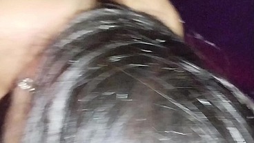 Casada fica viciada em ir pro swing aonde pode dar a buceta e chupar quantas rolas quiser e o marido adora gravar ela sendo a Putinha da noite comida por vários
