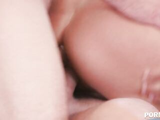 Striving Fashion Model Gia Derza Suggests Corrupt Photographers Double Penetration Screwing