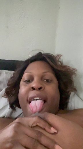 MATURE BLACK BBW LICKING HER OWN NIPPLES!!!