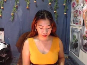 sassybabe is on fire — touch, blonde, and loud nonstop.