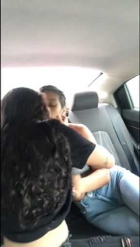 I seduce and touch my best friend while we go in the uber