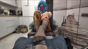 Miriam Rubs Your Penis In Jeans With Her Pantyhose - Full