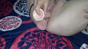 Mexican morra records herself in the middle of masturbation