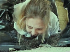 Licking Girls Feet Sarah And Victoria You Deserve Only This