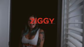 6 Hooters Girls Orgy