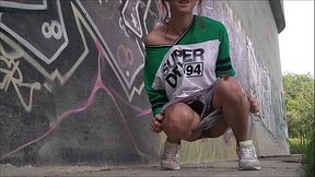 Sexowna Isabel sika przy drodze, Redmystery Isabel